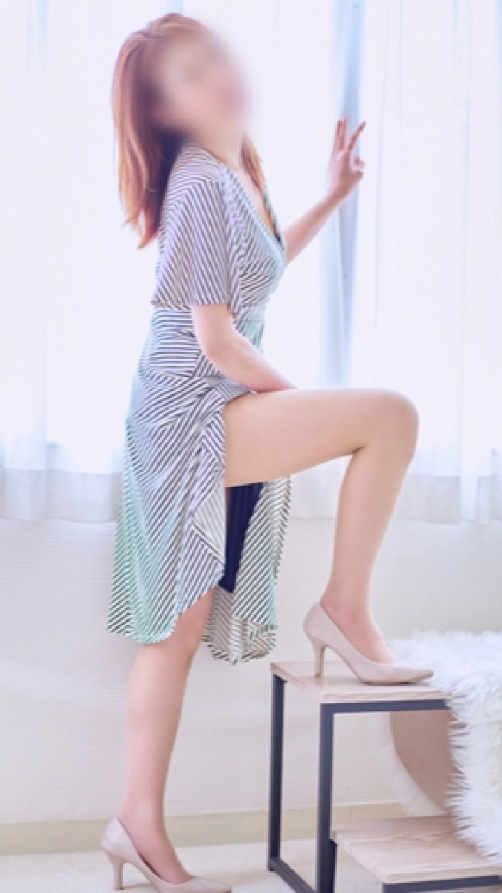 さゆりのイメージパネル 2枚目
